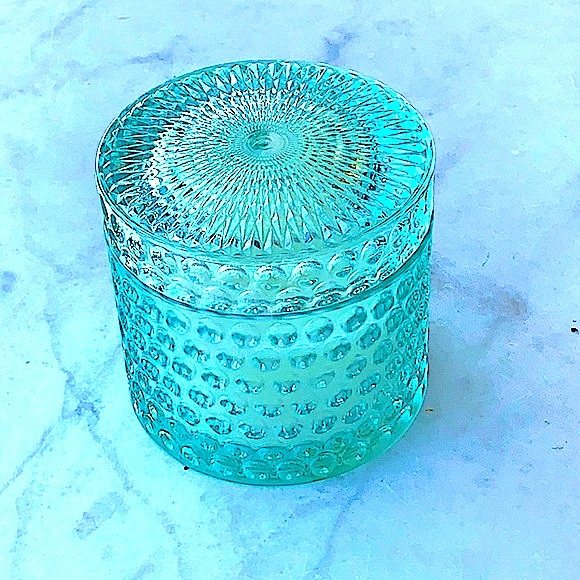 SUSAN JACOBS NEW YORK CANDLE PEACOCK LILYY NEW 1 WICK PEACOCK GREEN CRYSTAL - Picture 2 of 4